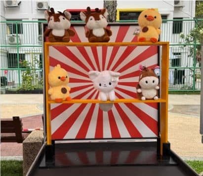 Animal Toss carnival game by BounceParkSG