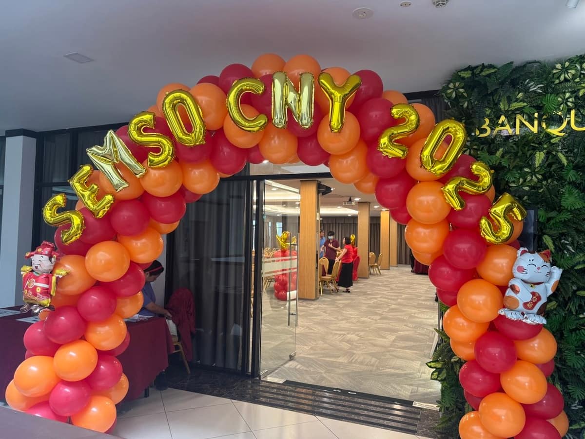 Chinese New Year balloon arch at a venue entrance