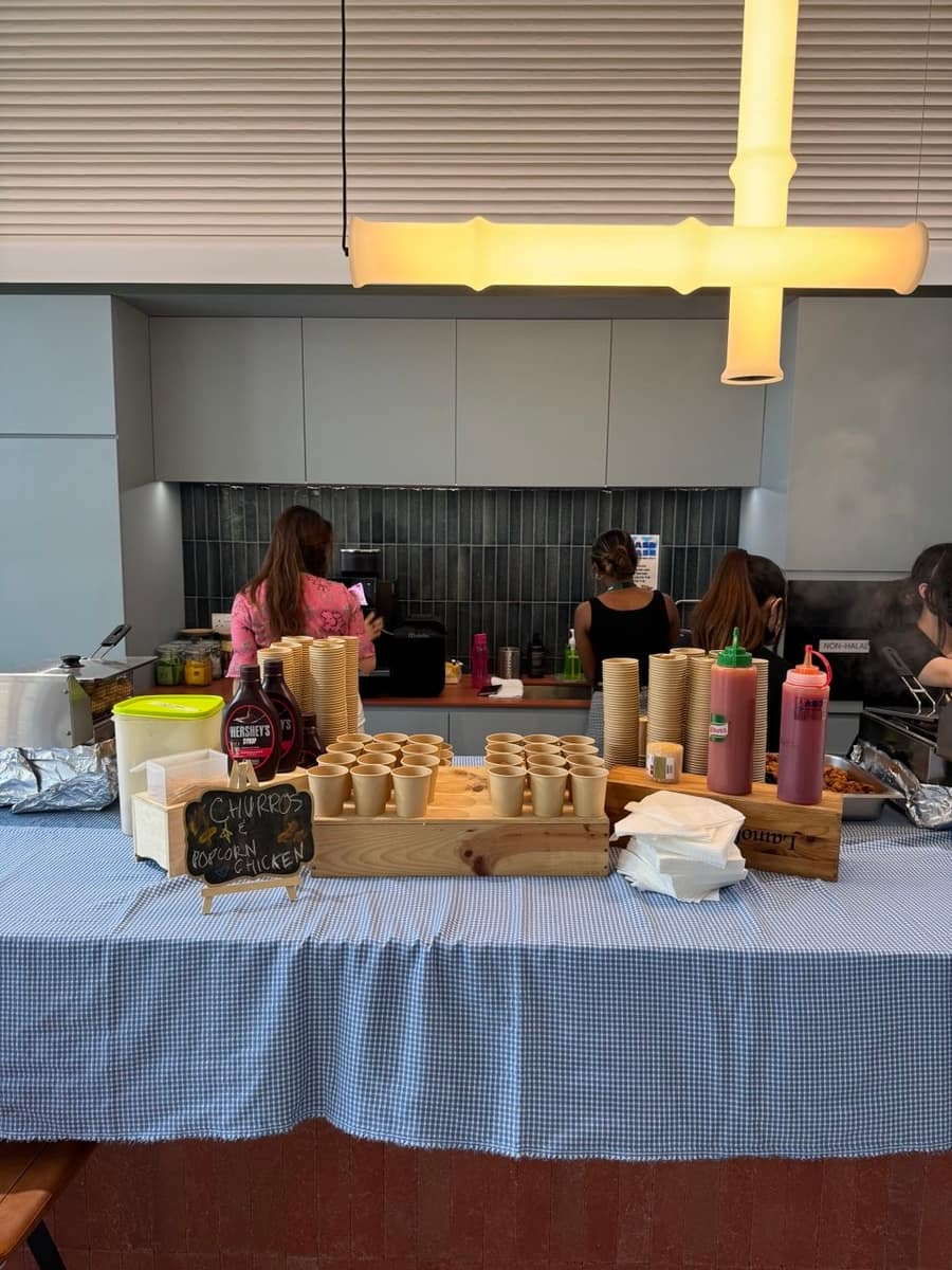 Churros and popcorn chicken live food station