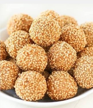 Fried Sesame Balls live station at a BounceParkSG event