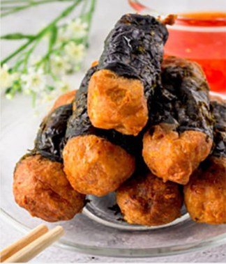 Seaweed Chicken live station at a BounceParkSG event