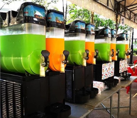 Slushies live station at a BounceParkSG event